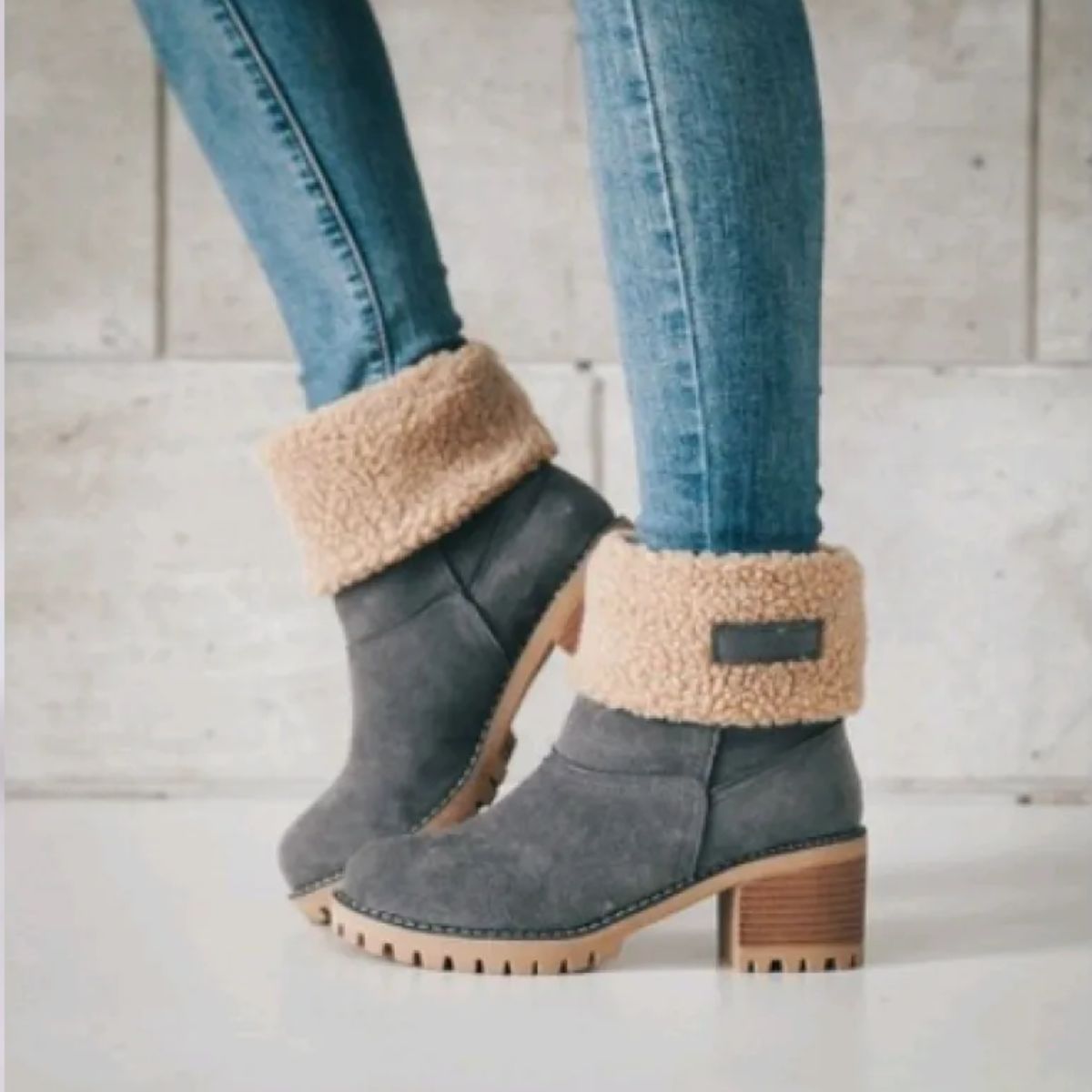 Lana | Women’s Trendy Mid-Calf Suede Snow Boots