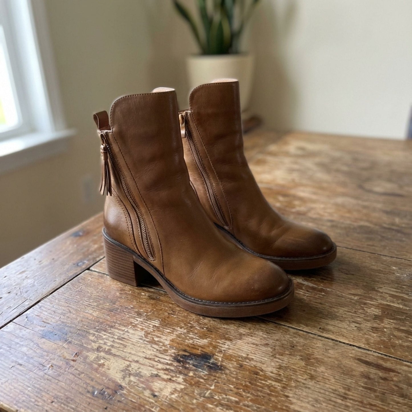 Selene | Leather Ankle Boots