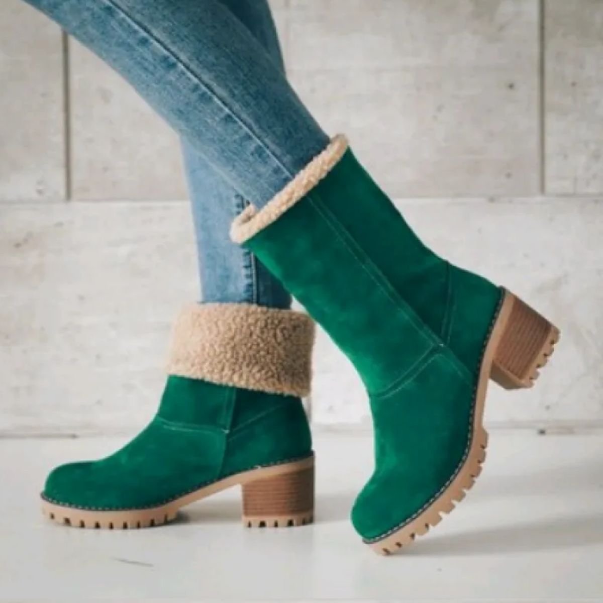 Lana | Women’s Trendy Mid-Calf Suede Snow Boots